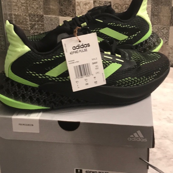 Brand new adidas man shoes - Picture 2 of 5